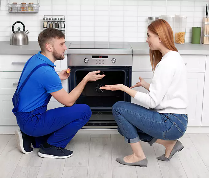 Why Dracut Kitchens Trust on Dracut Appliance Pro for Every Oven Fix?
